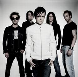 APOPTYGMA BERZERK - You And Me Against The World