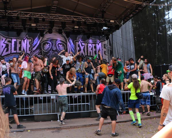 OBSCENE EXTREME 2018 - Kdo udlal bezkonkurenn nejvt prty v djinch festivalu?