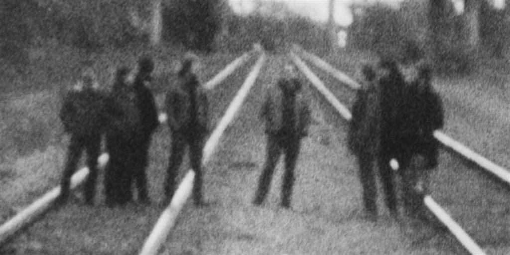 GODSPEED YOU! BLACK EMPEROR - G_d’s Pee AT STATE’S END!