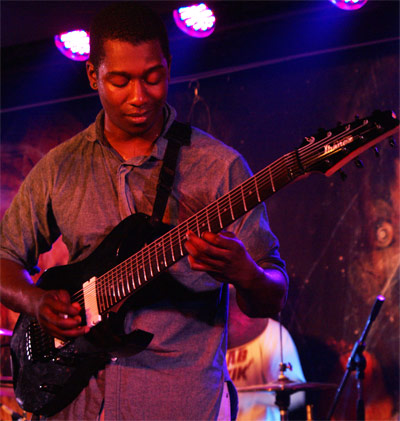 BETWEEN THE BURIED AND ME, ANIMALS AS LEADERS, DOYLE - Praha, Rock Caf - 13. z 2011
